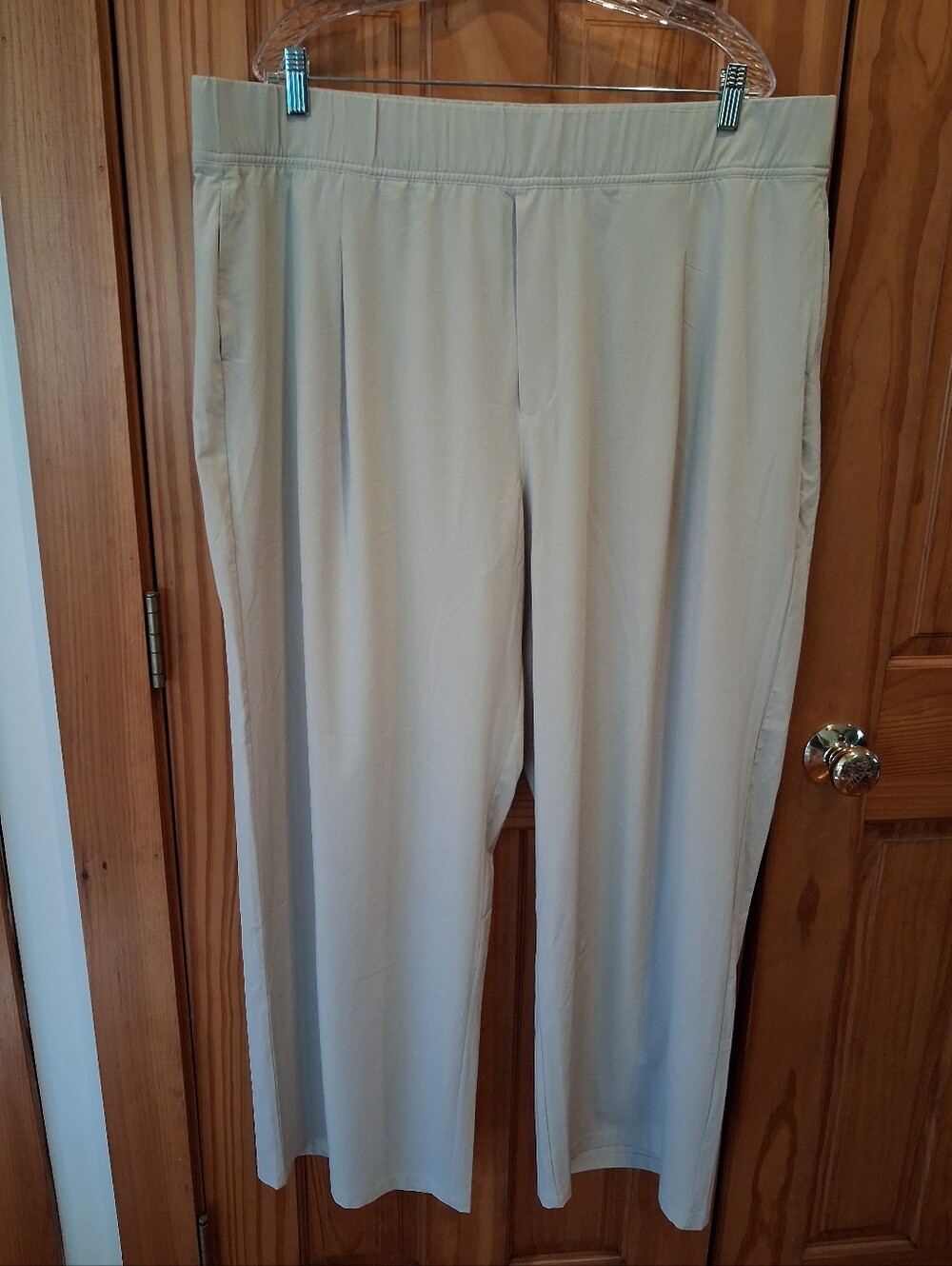 Eddie Bauer Lightweight Wide-leg Departure Pants Sand 2X NWOT